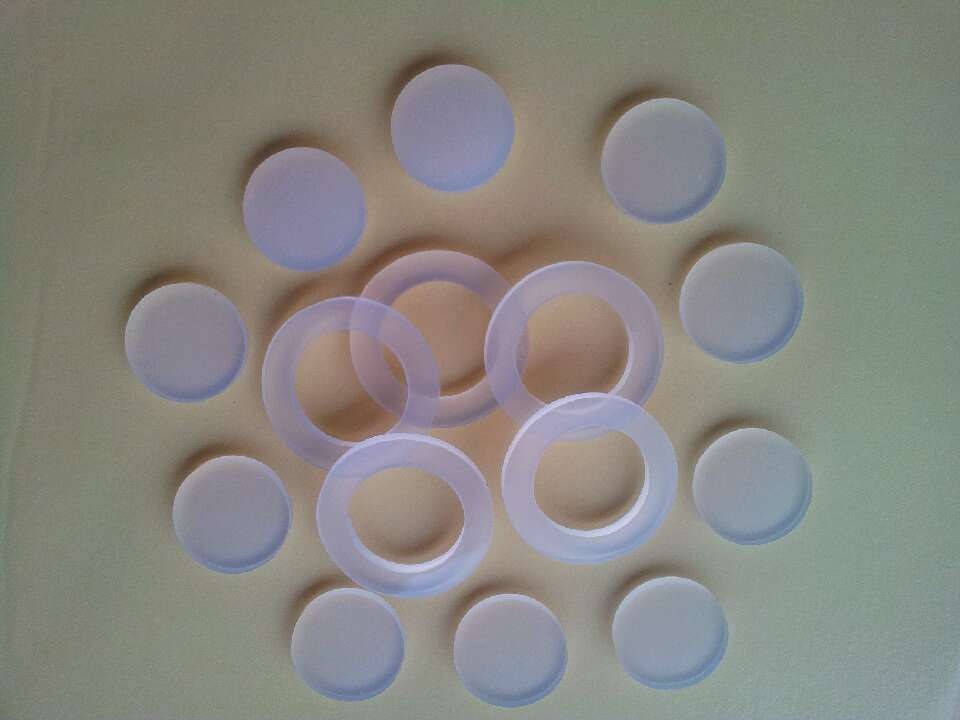 硅膠墊優(yōu)良的絕緣性，耐高溫環(huán)保安全食品級(jí)硅膠墊 東莞硅膠墊硅膠圈