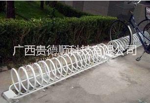 定做的不銹鋼停車(chē)架一般有配螺絲嗎