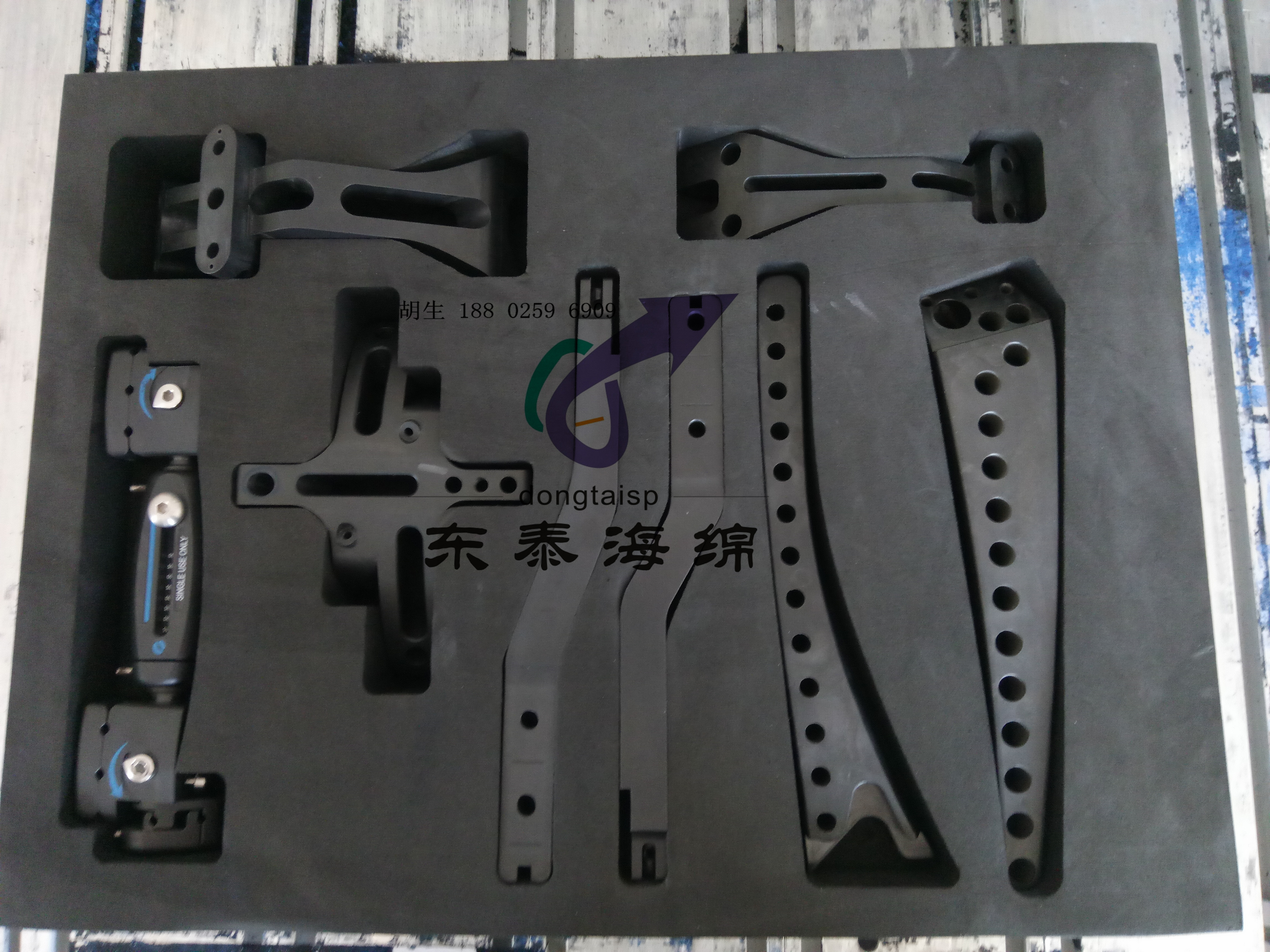 eva泡綿內(nèi)襯異形雕刻一體成型 eva泡棉內(nèi)襯