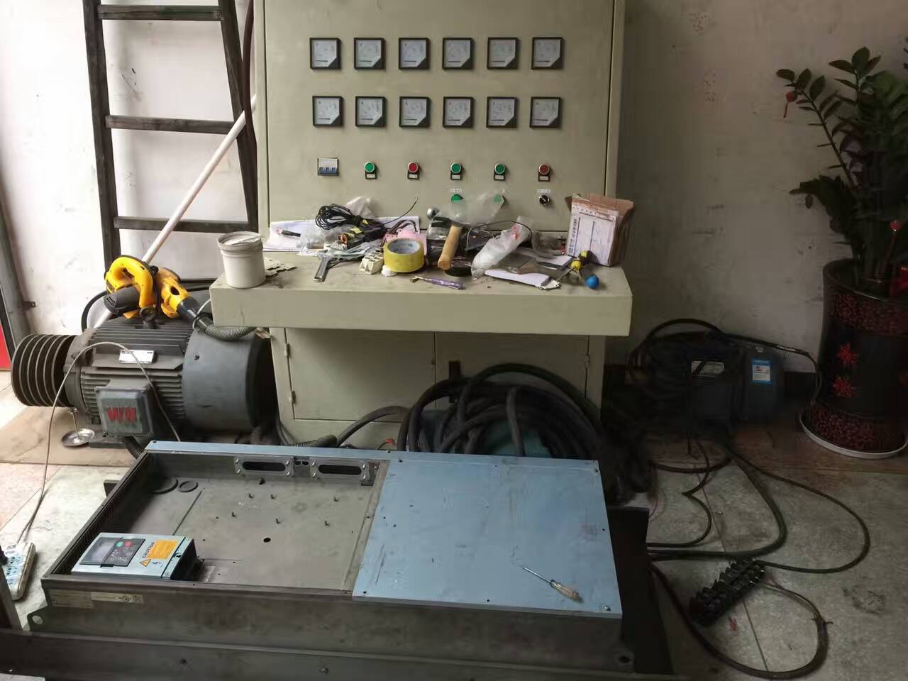 安川變頻器維修 三菱變頻器維修