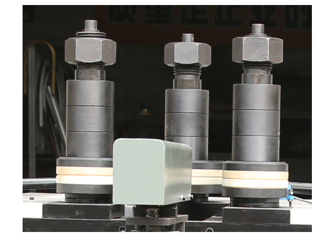 數(shù)控彎圓機(jī)，數(shù)控滾彎機(jī)