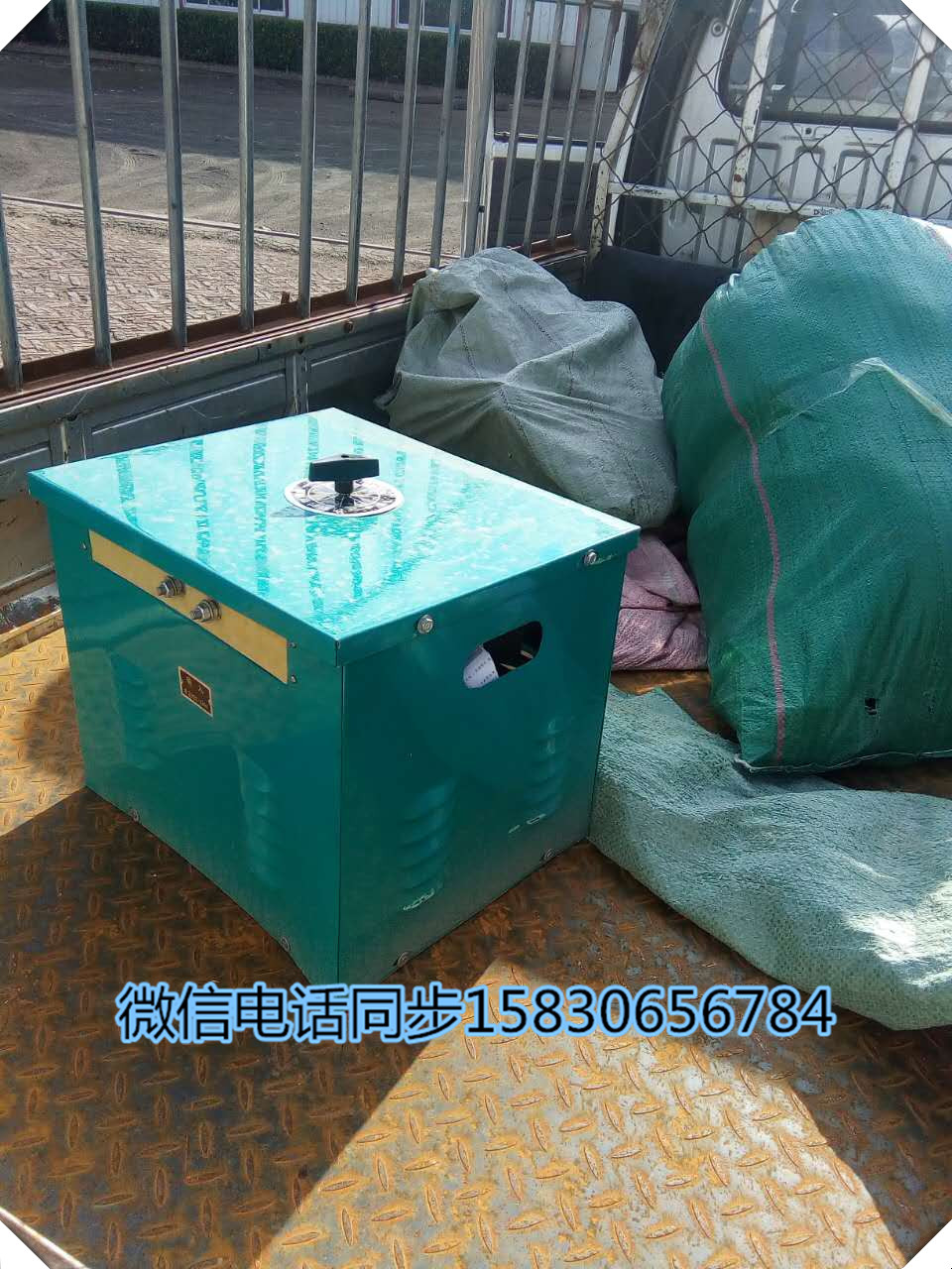 供應(yīng)苯板泡沫機(jī)械設(shè)備切割機(jī) EPS泡沫板切割機(jī)聚苯板切割機(jī)