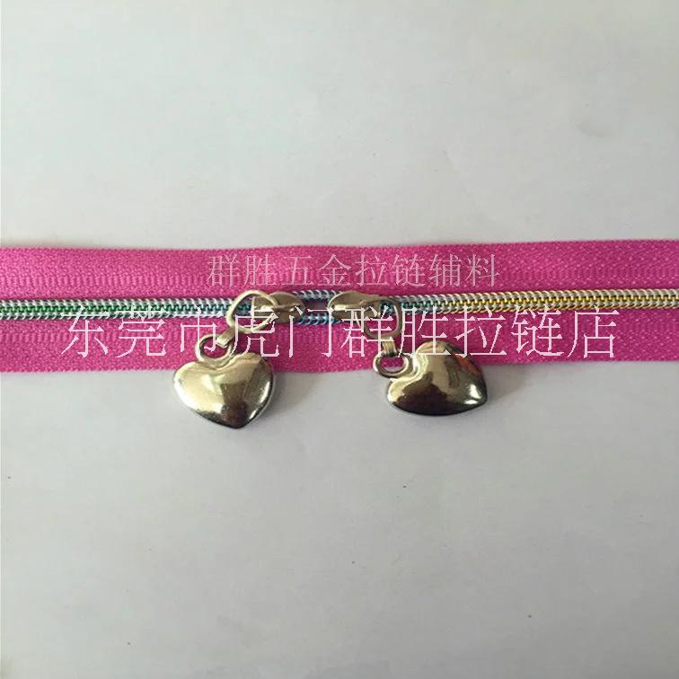 供應(yīng) 鋅合金圓型飾品吊墜 服飾配飾拉片 圓形拉鏈頭