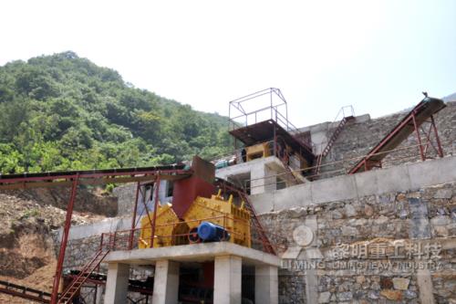 投資日產(chǎn)1000方河卵石制砂機全