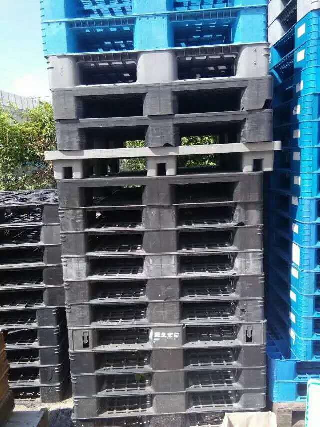 廣東二手塑料地臺(tái)板 物流運(yùn)輸用二手貨架塑料地臺(tái)板廠家直銷批發(fā)