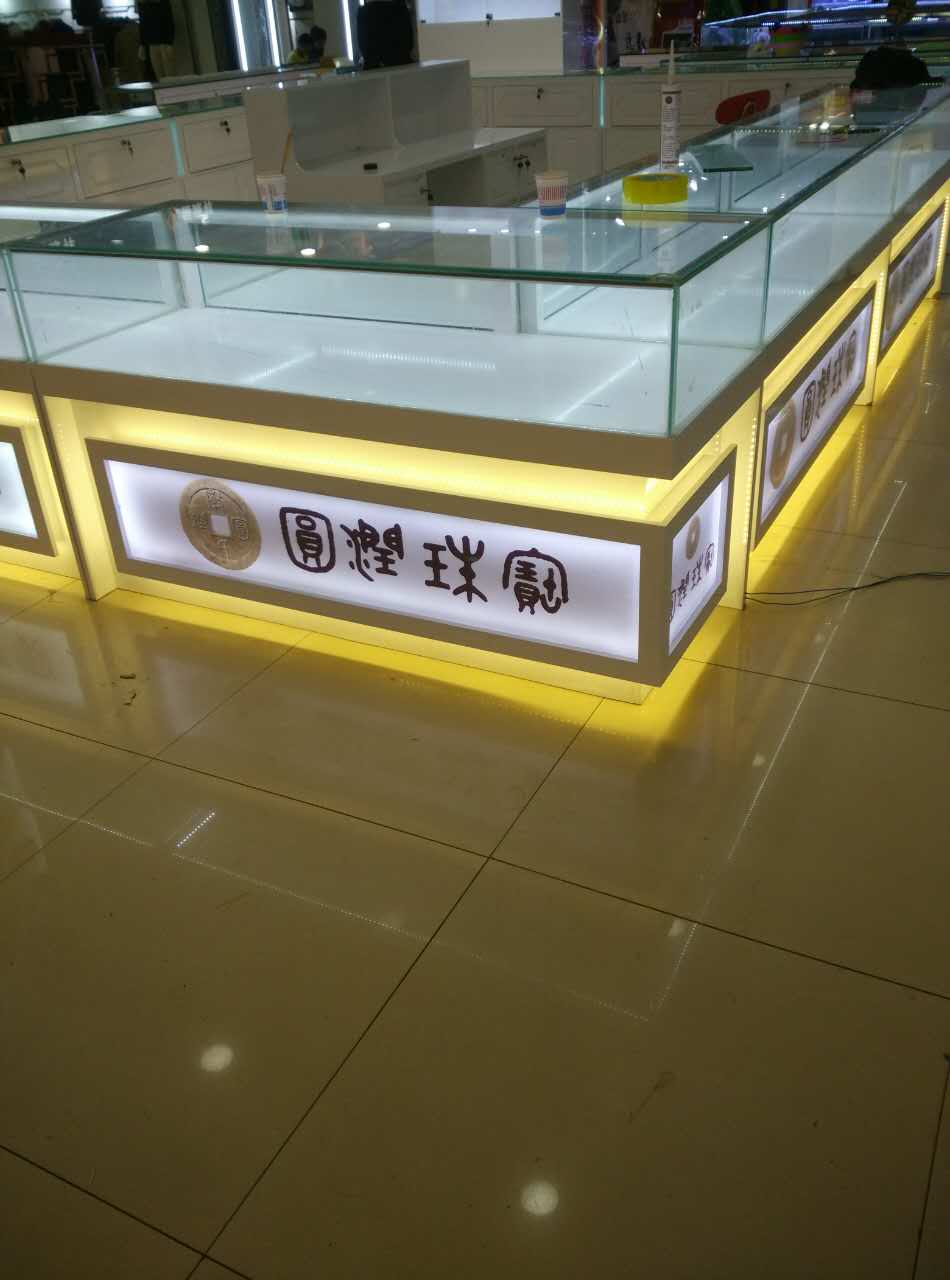 化妝品柜設(shè)計熱線電話 化妝品柜設(shè)計廠家