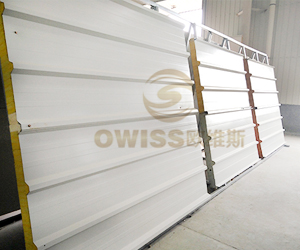 青島歐維斯節(jié)能夾芯保溫板供應(yīng)商 十幾年的從商經(jīng)驗加上*的作業(yè)流水線取得了廣大新舊客戶的信賴