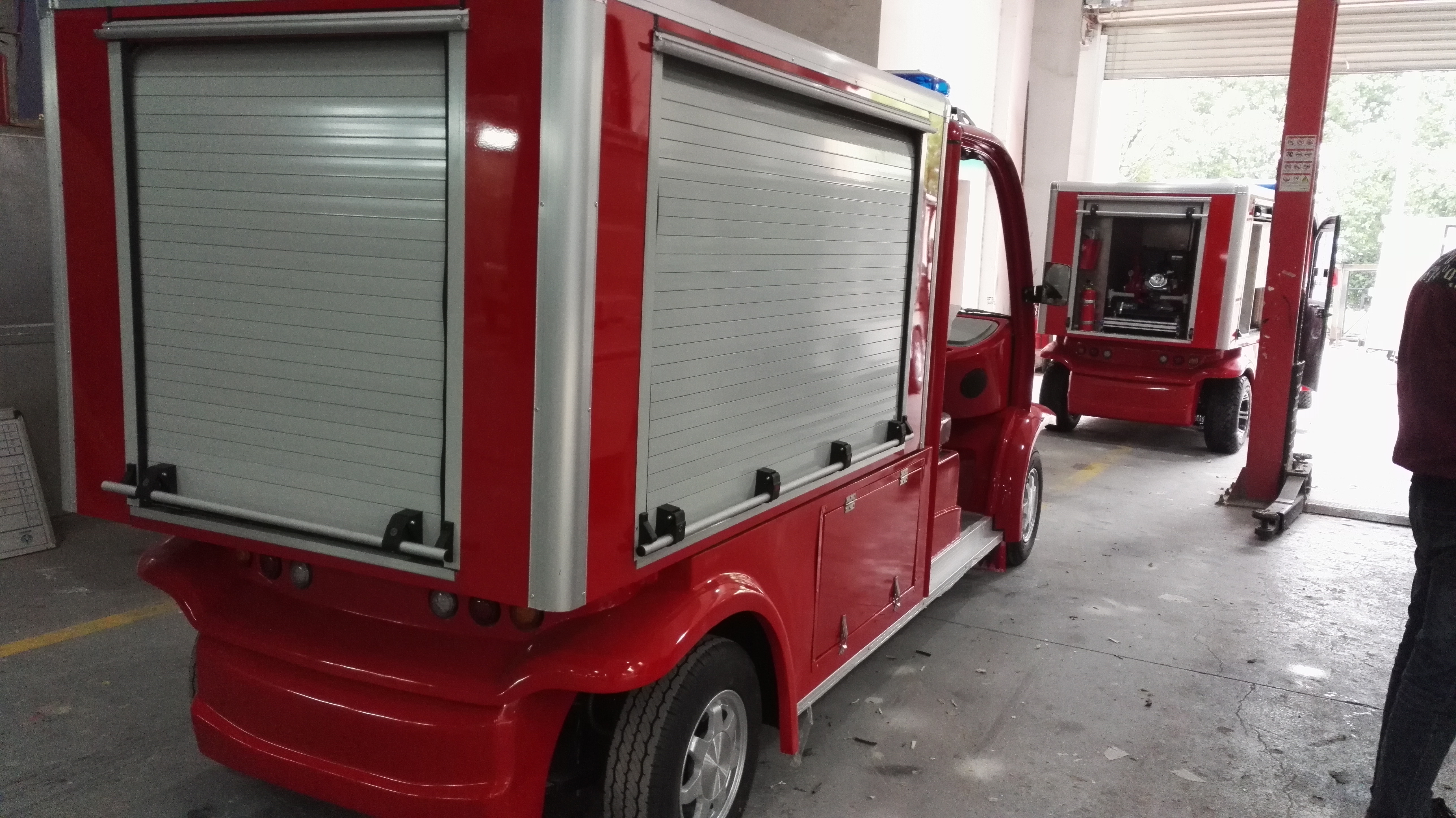 秦州電動(dòng)消防車 小型搶險(xiǎn)救援車 電動(dòng)滅火車批發(fā)