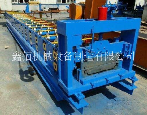 鑫佰470型角馳壓型設(shè)備  470型角馳壓瓦機(jī)