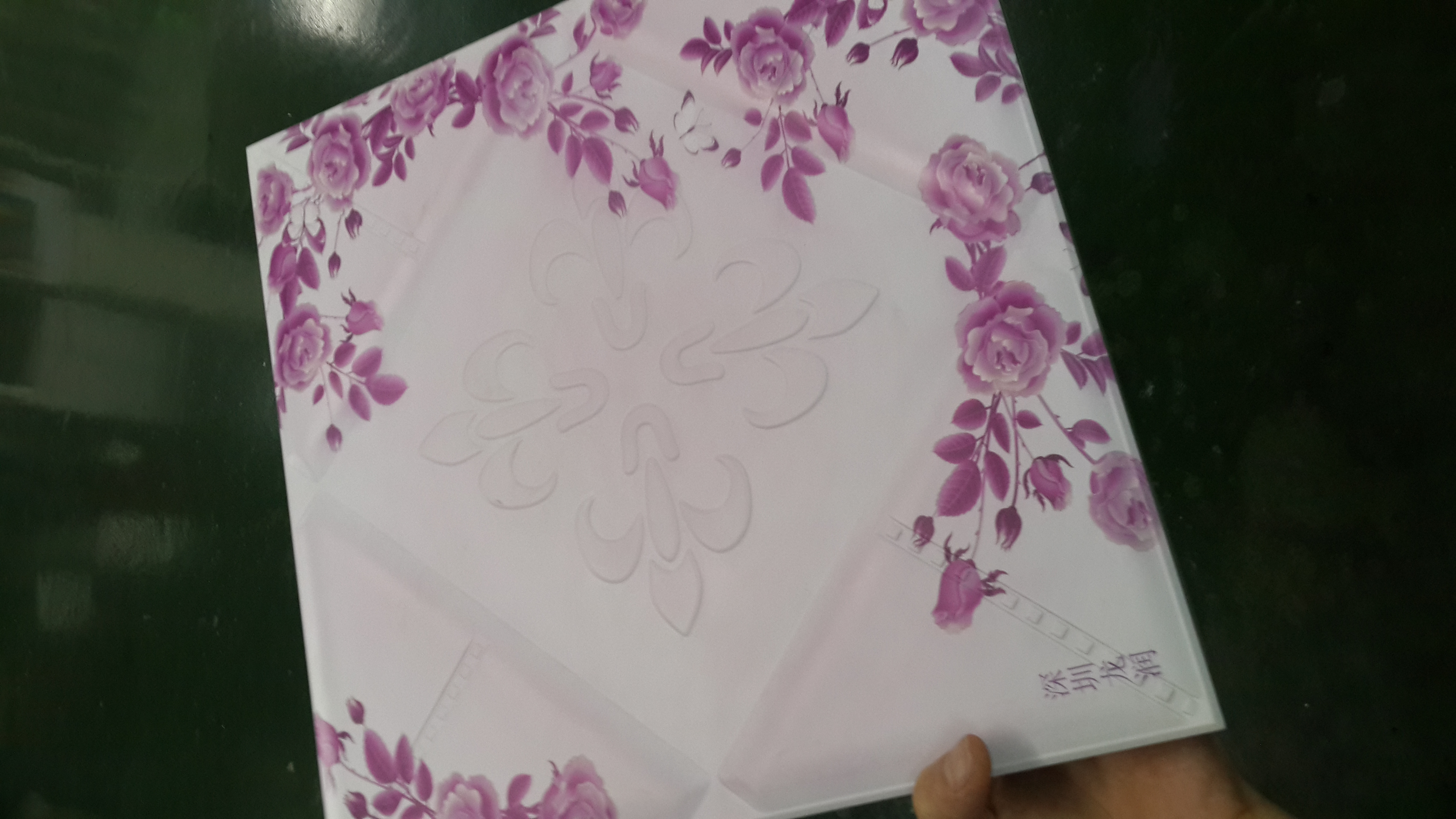 打印集成墻板的機(jī)器