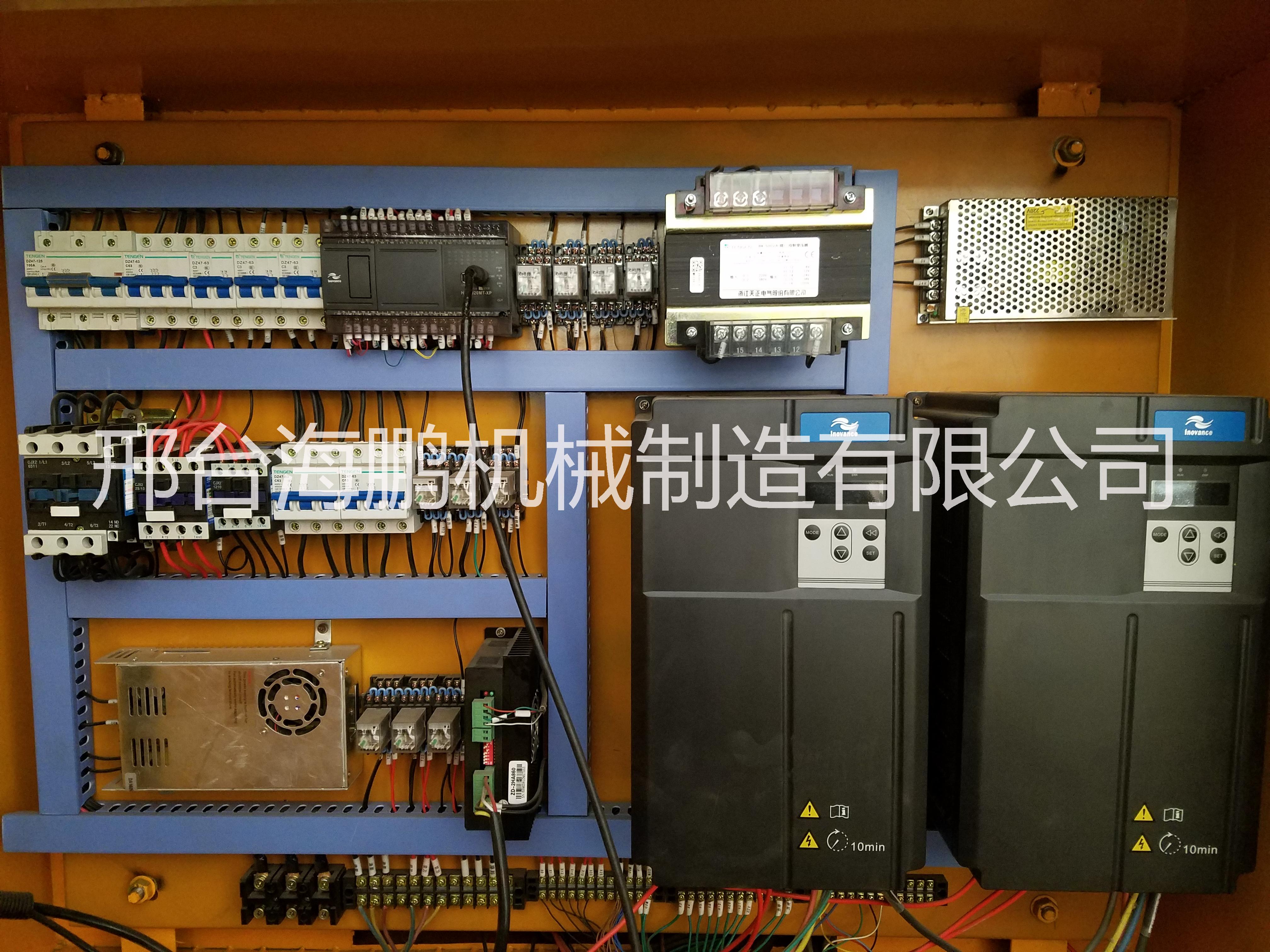 全自動鋼筋彎箍機價格 海鵬機械專業(yè)制造  長期供應*數控鋼筋彎箍機