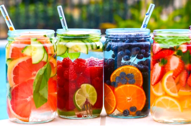 冷飲冰淇淋加盟 水吧項目加盟品牌 有冷有熱 四季*