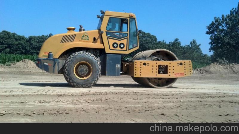 江西徐工33噸壓路機(jī)長(zhǎng)期出租供應(yīng)、徐工33噸壓路機(jī)租賃多少錢(qián)