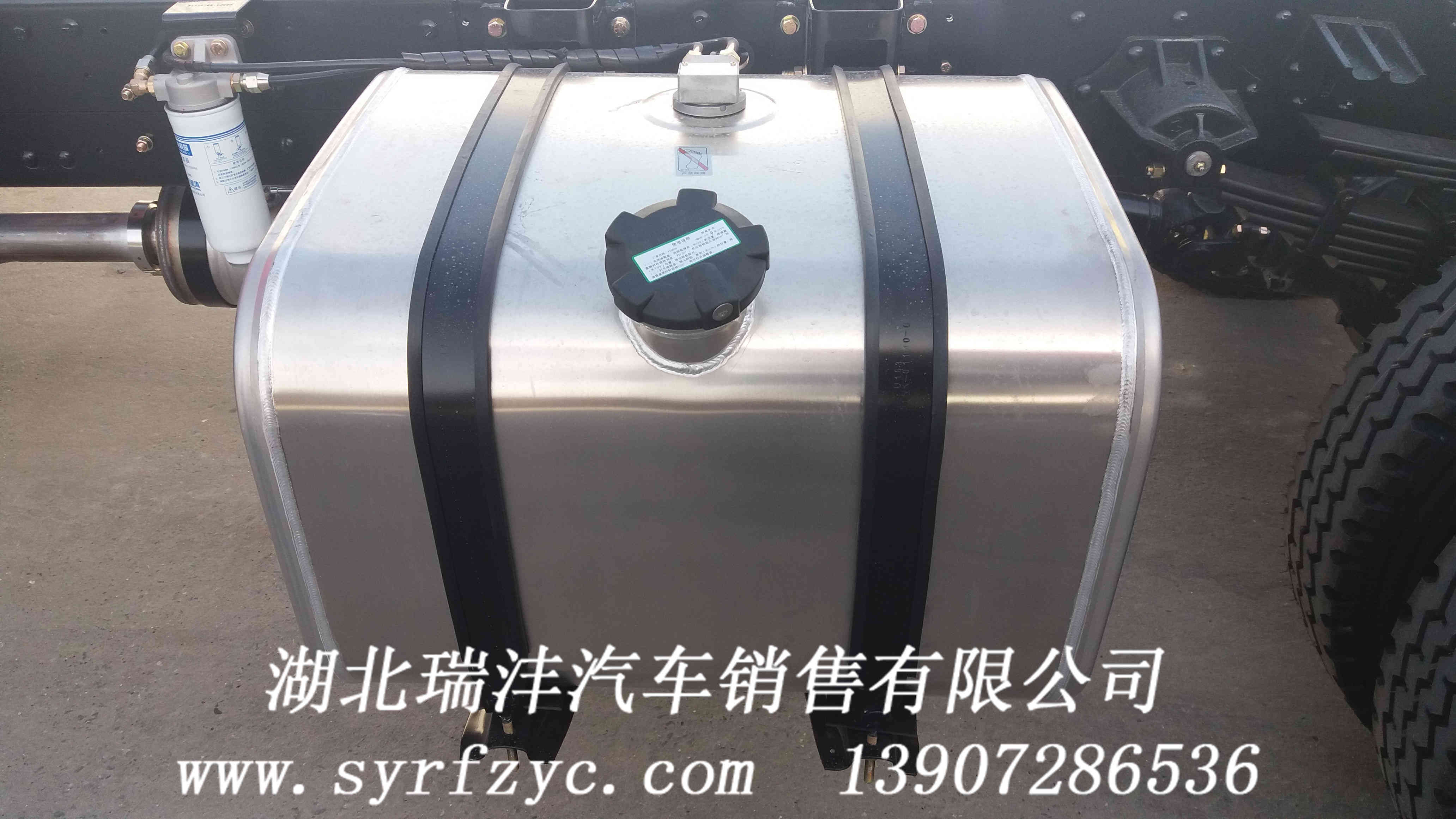 廠價(jià)銷售新款東風(fēng)特商EQ5121JSQF1型隨車吊，高質(zhì)*，現(xiàn)貨供應(yīng)