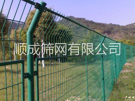 框架護(hù)欄網(wǎng)