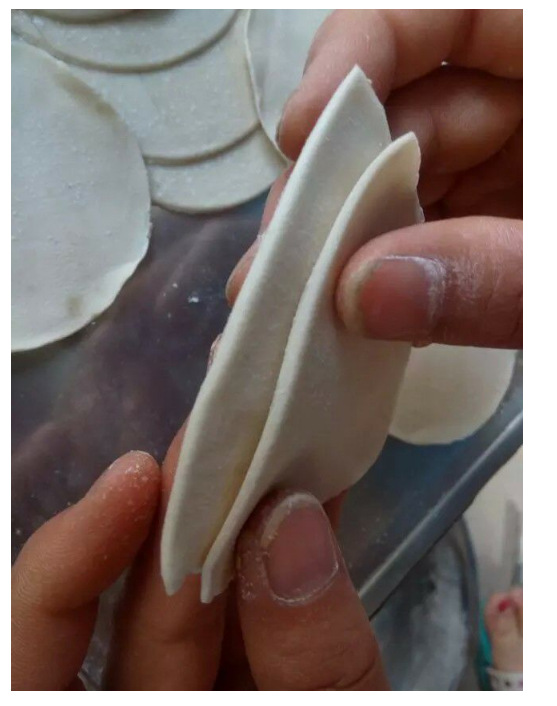 80仿手工餃子皮機(jī)小型餃子皮機(jī)混