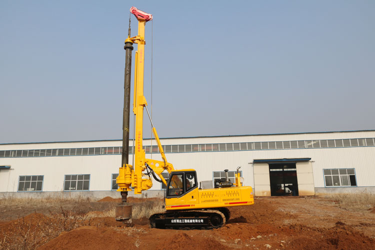 LD-525機(jī)鎖桿小型旋挖鉆機(jī)打樁機(jī)、小型打樁機(jī)、鉆樁機(jī)、建筑打樁機(jī)