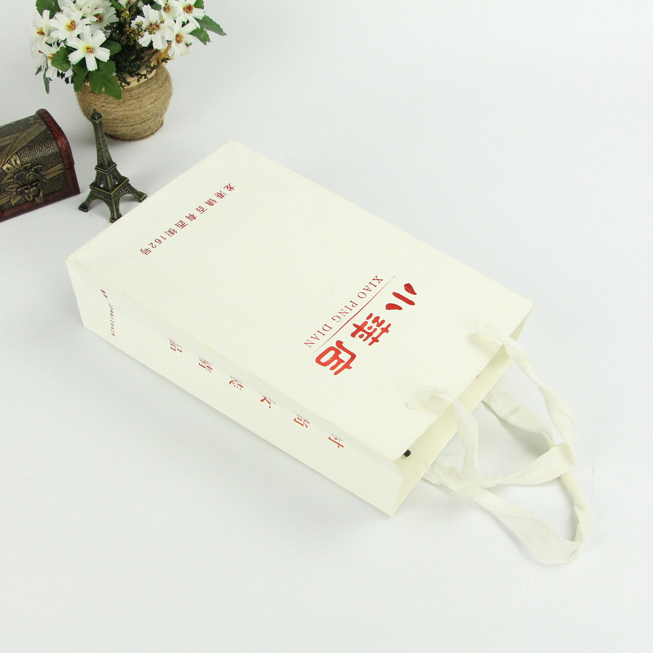 牛皮紙袋定做 服裝禮品購物環(huán)保手提袋定制 現(xiàn)貨批發(fā)