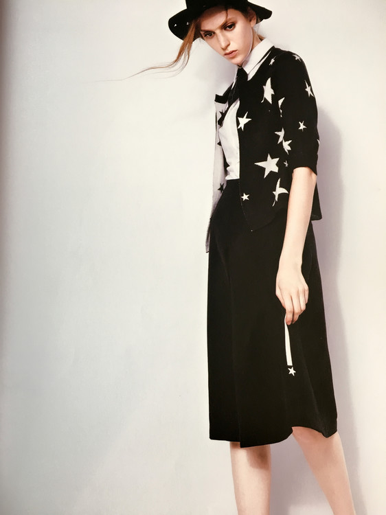 例例外初語 品牌折扣潮流女裝 廣州貨源外初語 品牌折扣潮流女裝 廣州