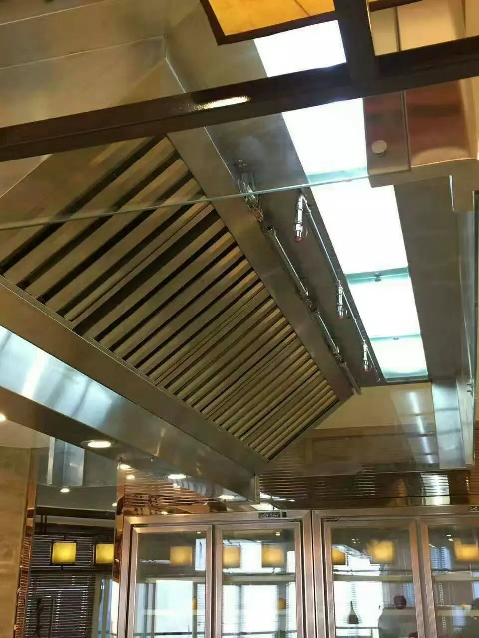 廚房灶臺(tái)自動(dòng)滅火設(shè)備 廚房灶臺(tái)灶臺(tái)自動(dòng)滅火設(shè)備