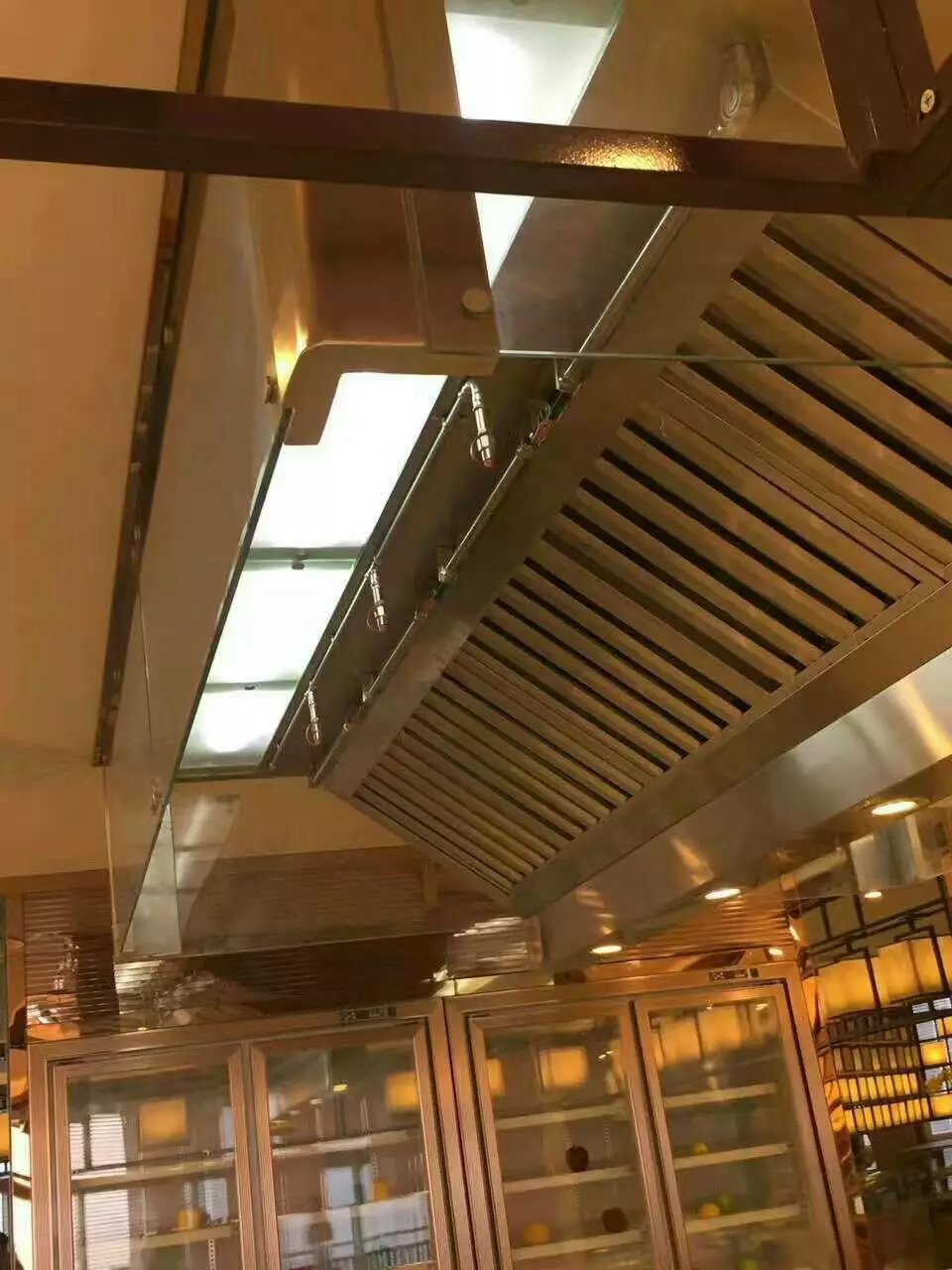 廚房自動滅火裝置廚房滅火設(shè)備廚房滅系統(tǒng)