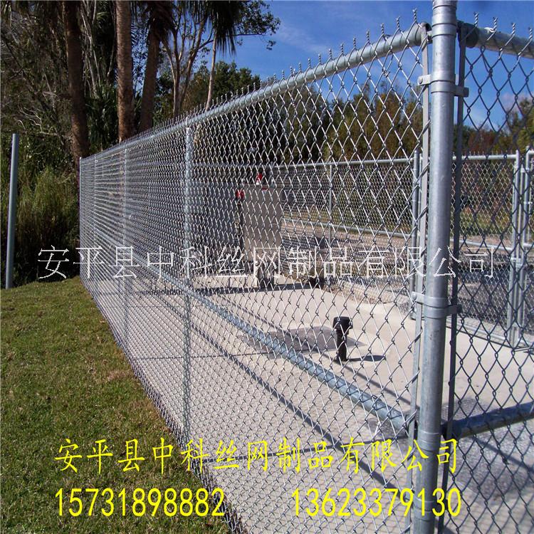 廠家直銷籃球場(chǎng)勾花網(wǎng)圍欄 鍍鋅勾