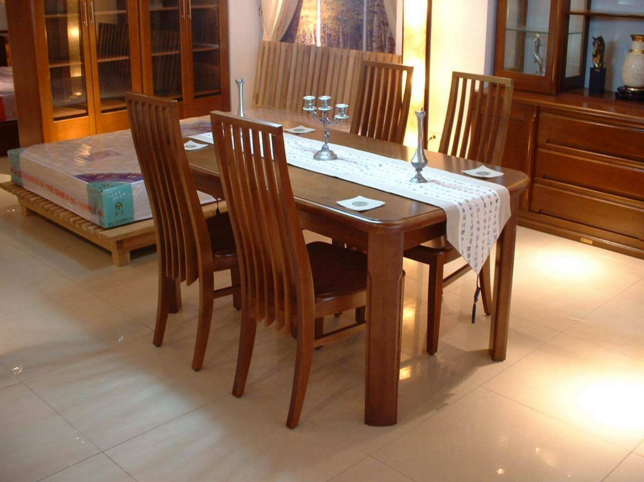 天津?qū)嵞静妥酪谓M合 整套實木餐桌椅 雕花實木餐桌椅