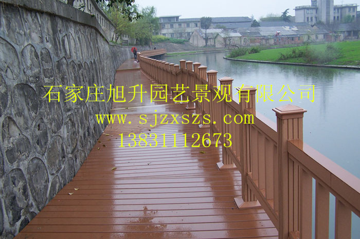 防腐木棧道，圍欄安裝，圍欄圖片 防腐木棧道  圍欄 防腐木棧道圍欄