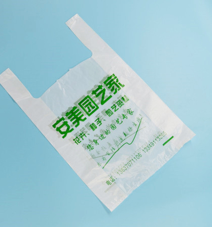 廣西塑料袋廠家在生產(chǎn)塑料背心袋需要注意哪些事項(xiàng)