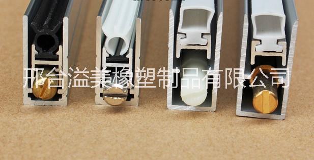 自動(dòng)升降門底密封條自動(dòng)升降開槽隱 自動(dòng)升降門底密封條開槽隱藏式密封