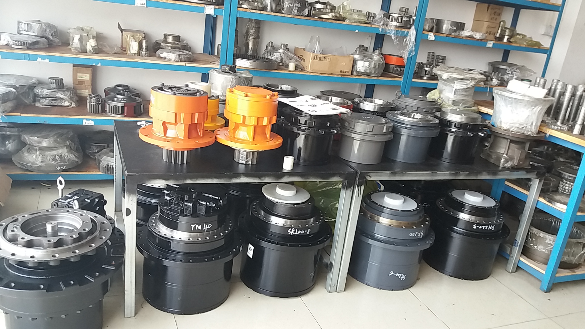 大宇斗山DH55DH60行走馬達(dá) 日立200-5/6/2/1先導(dǎo)泵