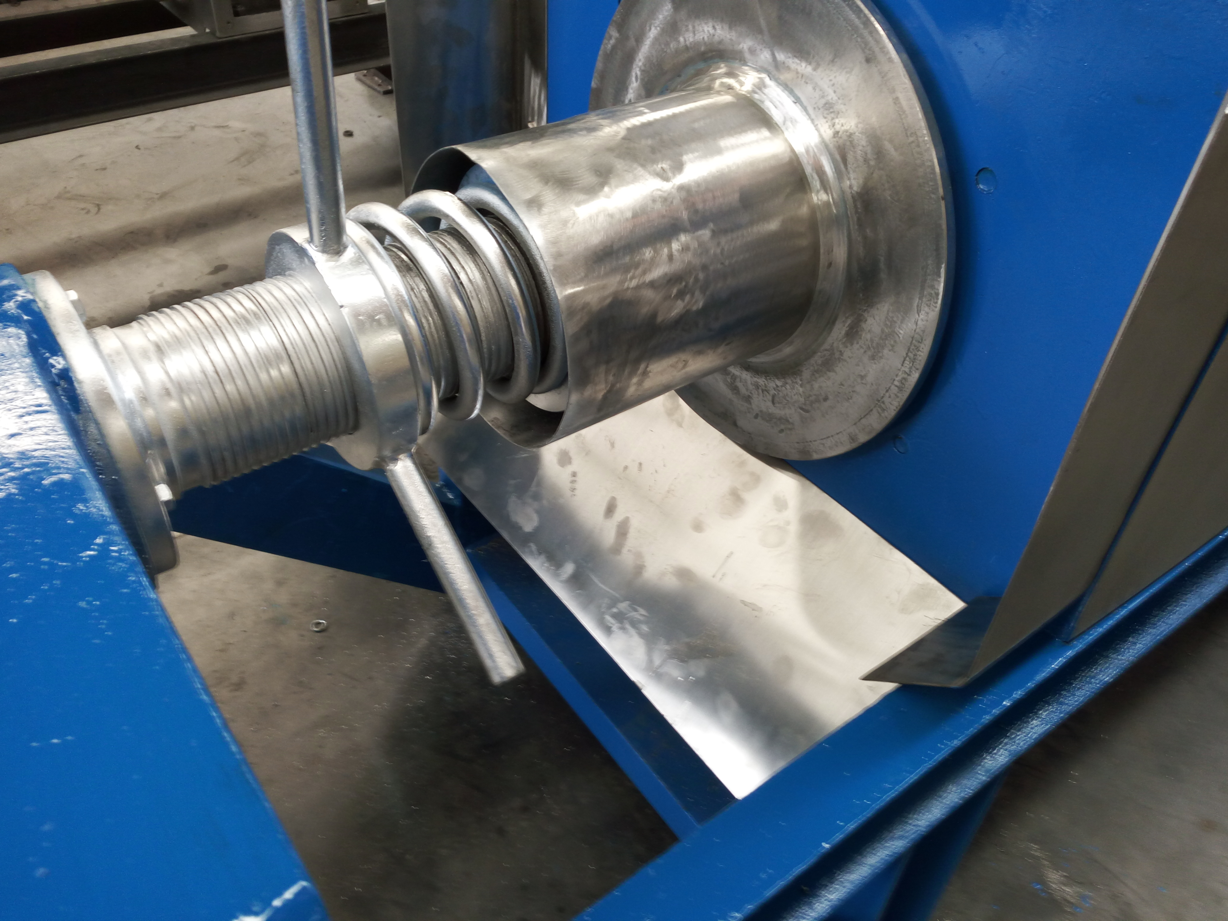 破碎壓榨機雙螺旋壓榨機食品級壓榨機專業(yè)制造商 河南破碎壓榨機價格