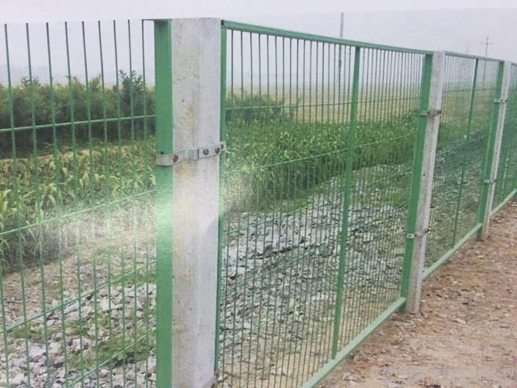 鐵路護(hù)欄廠家  鐵路護(hù)欄價格  鐵路護(hù)欄批發(fā)  鐵路護(hù)欄圖片  鐵路護(hù)欄安裝