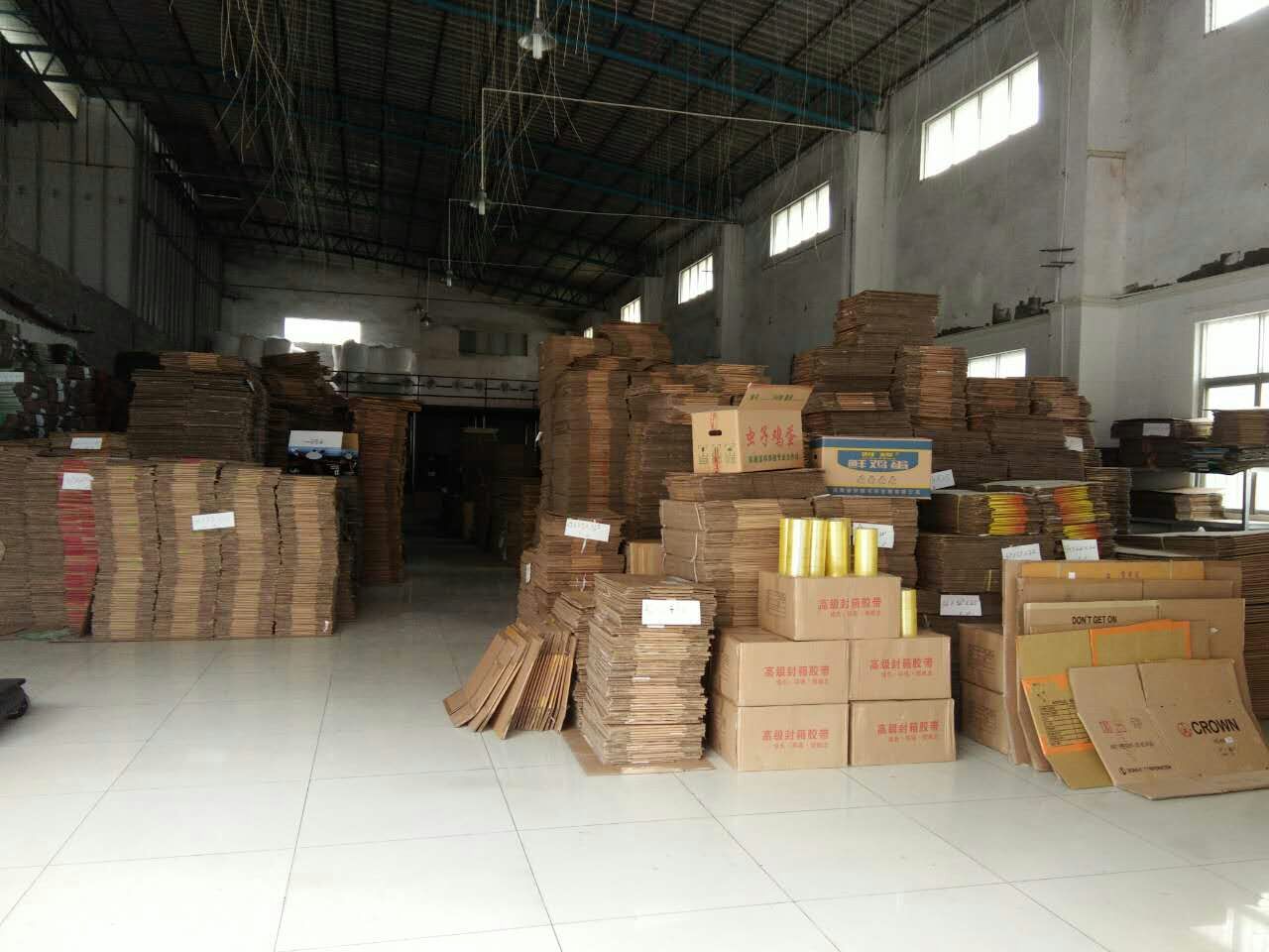 供應回收收購二手水墨紙箱設(shè)備  回收紙箱供應商 回收紙箱電話 回收紙箱價格