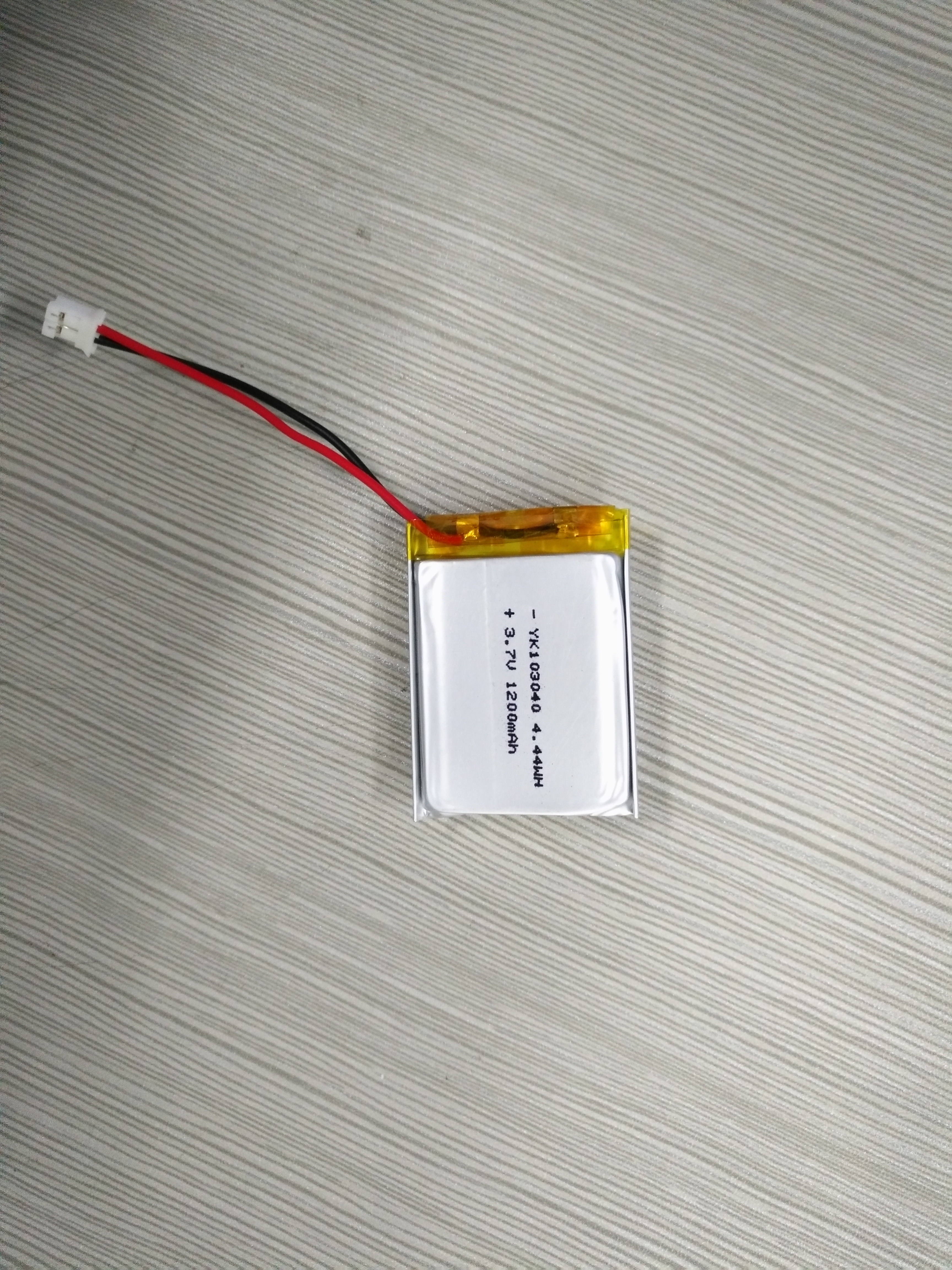 供應(yīng)LED臺(tái)燈用3.7V1600mAH103450聚合物鋰電池