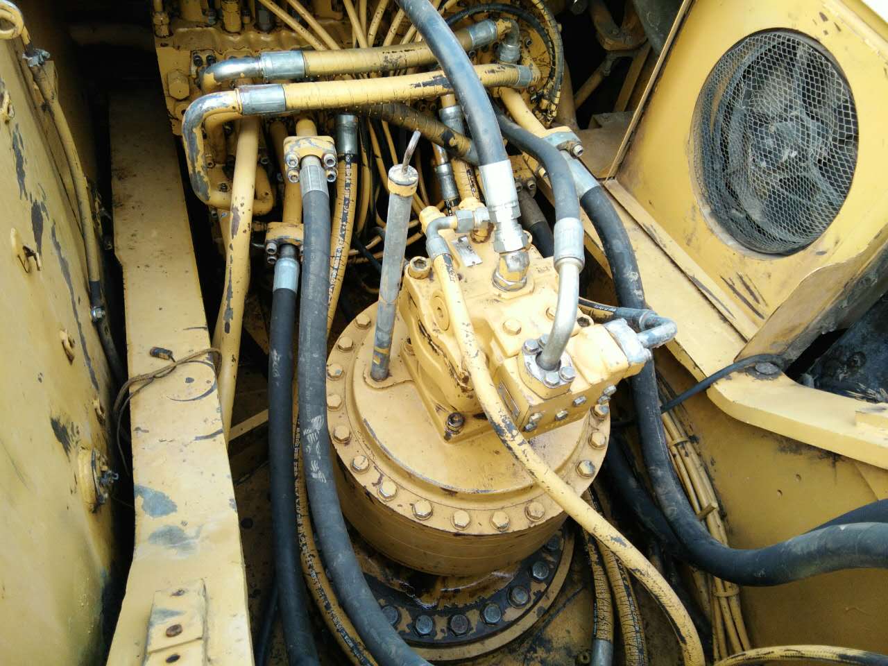 二手挖掘機出售卡特336D