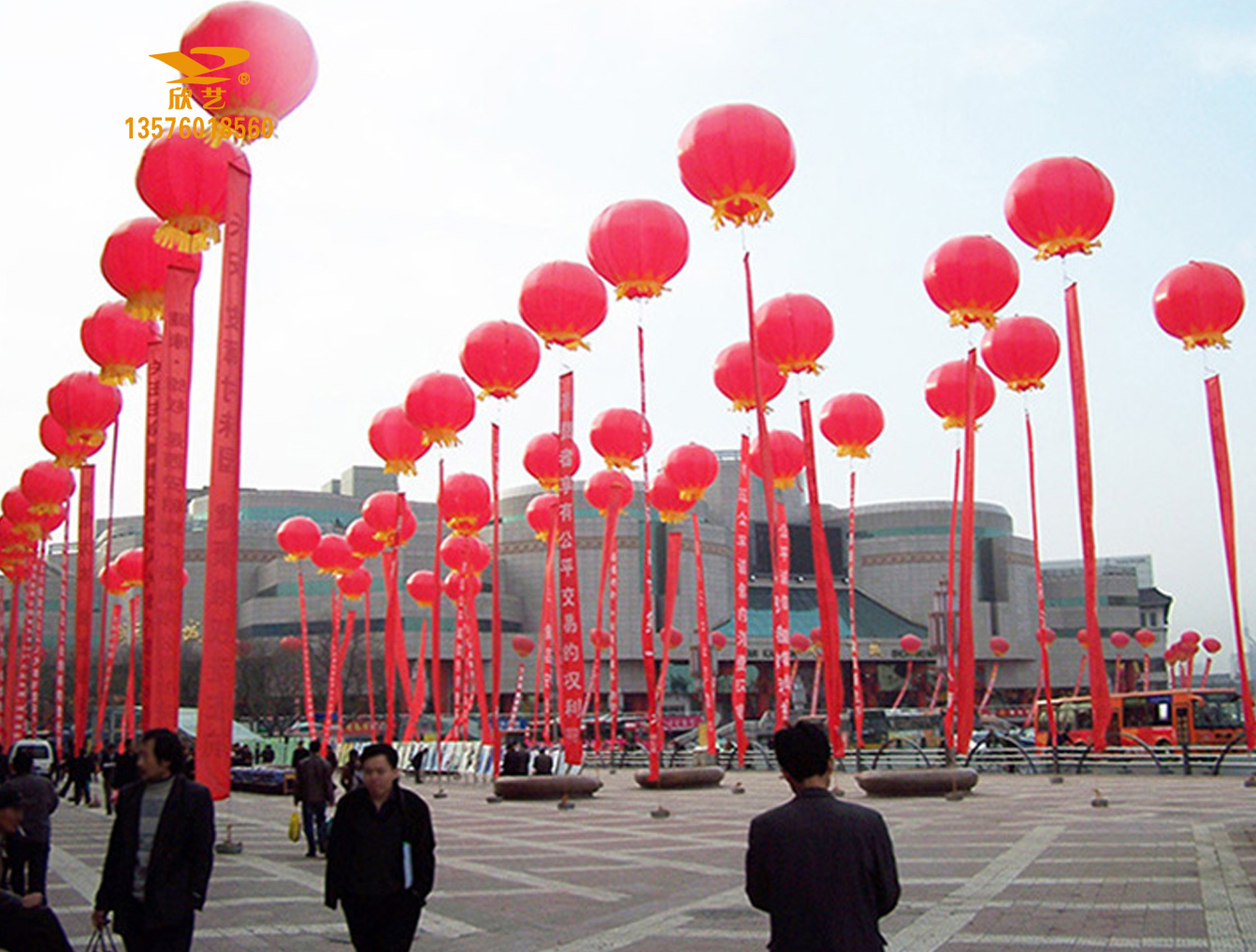 南昌專(zhuān)業(yè)音響設(shè)備、舞臺(tái)桁架設(shè)備南昌舞臺(tái)廠家