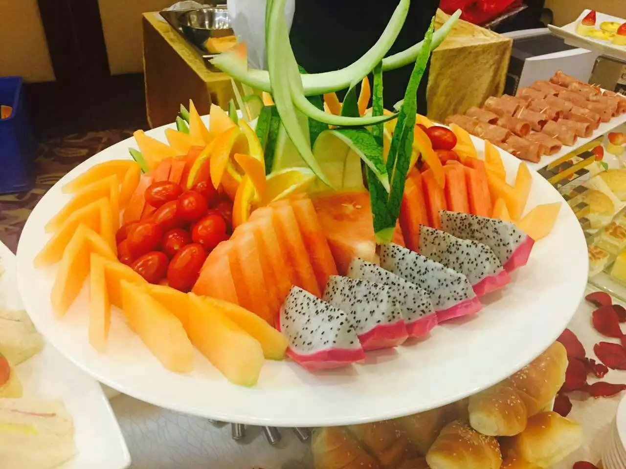 煜成餐飲有限公司，甜點(diǎn)冷餐專業(yè)服務(wù)