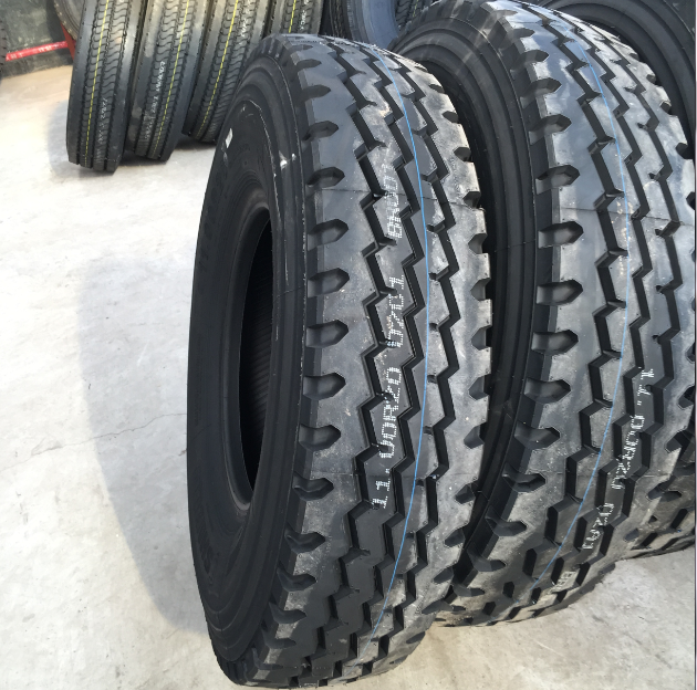 廠家直銷8.25R20鋼絲胎載重卡車胎子午線火車重型輪胎 8.25R20全鋼子午胎