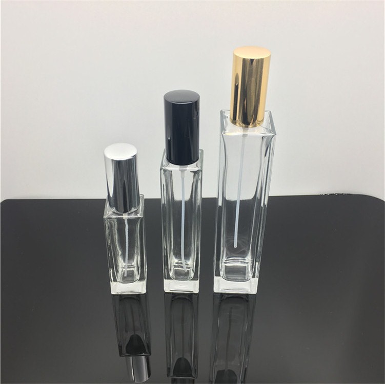 廠家直銷(xiāo)50ml*香水瓶 矩形晶白料香水玻璃瓶 方形精油瓶現(xiàn)貨