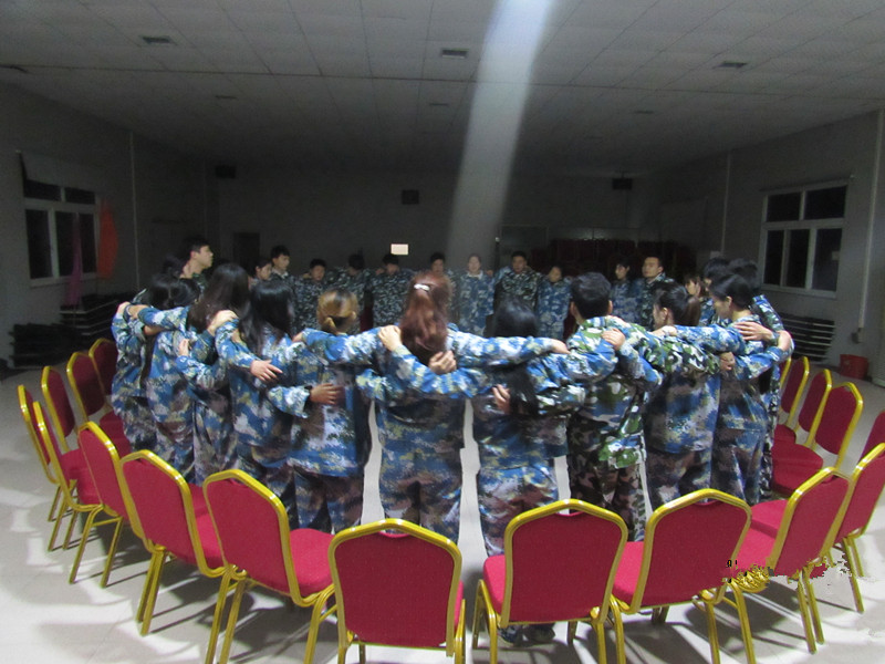 廣州拓展訓(xùn)練公司廣州拓展培訓(xùn)廣州