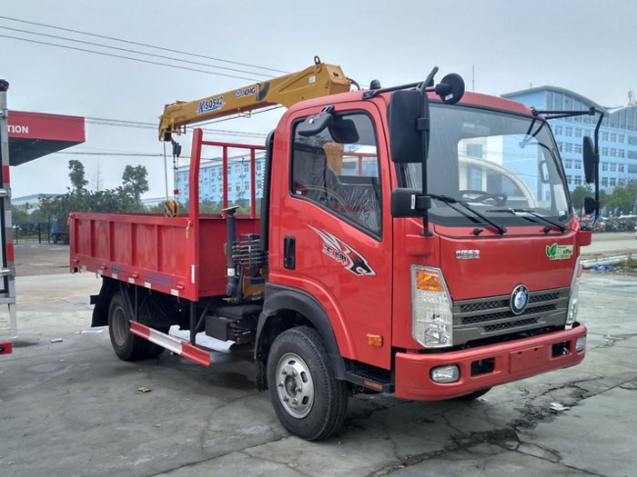 帶自卸功能國五重汽*隨車吊