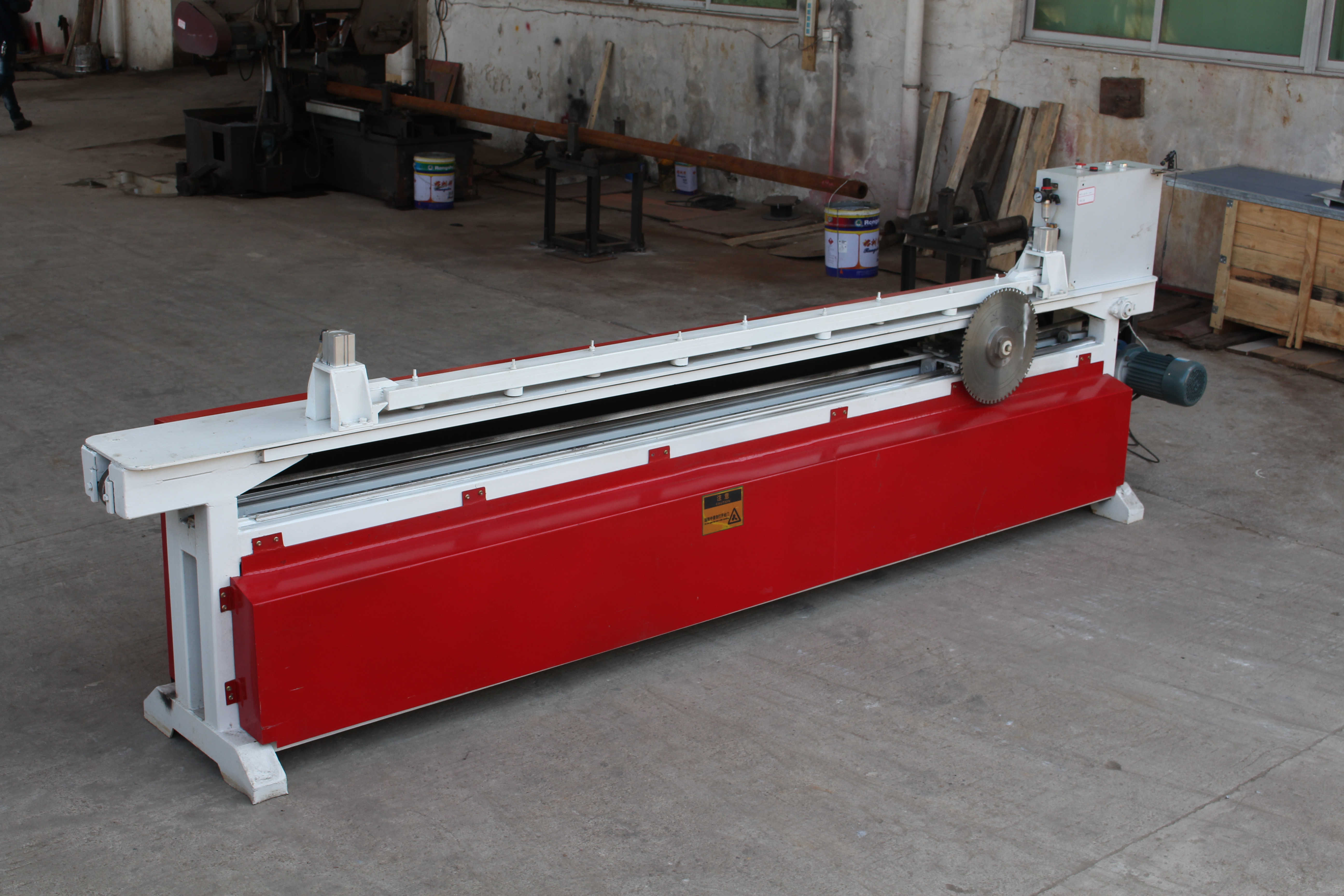 全自動新型 單側(cè)清邊鋸