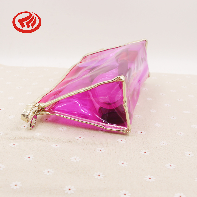 熱銷新款歐美純色PVC化妝包 創(chuàng)意拉鏈?zhǔn)占{洗漱包 時尚精美化妝包