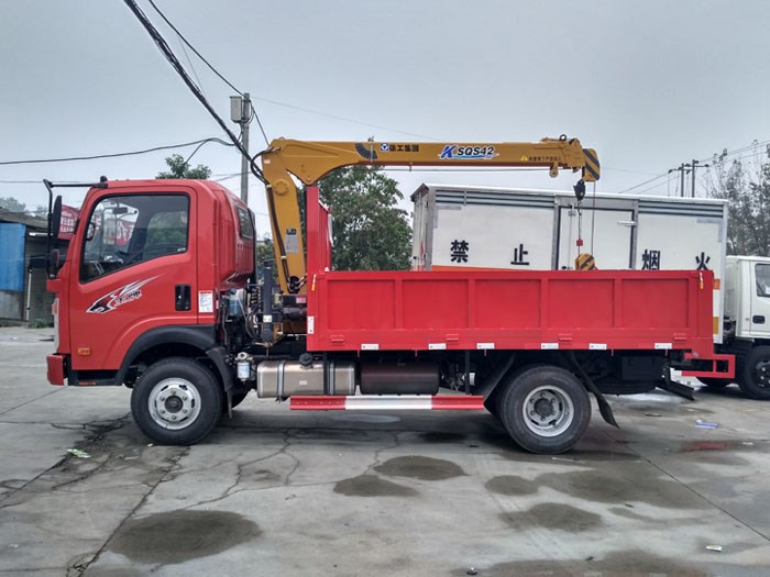 帶自卸功能國五重汽*隨車吊