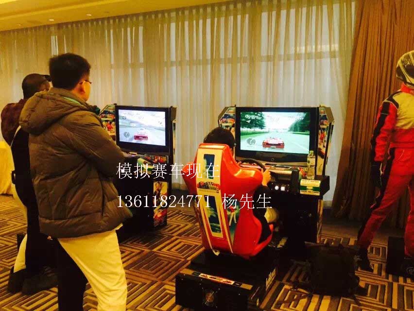 上海真人抓娃娃機(jī)，三屏幕模擬賽車，動(dòng)感賽車租賃