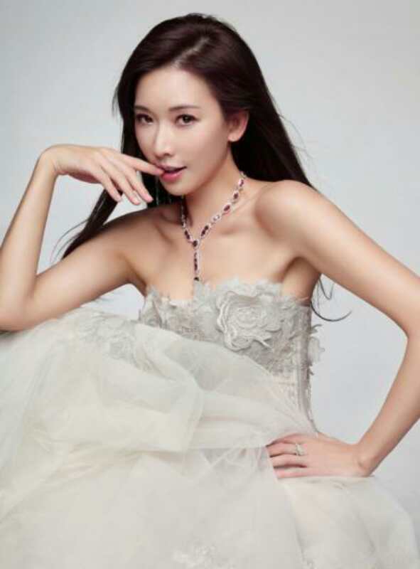 彩妝?造型?美甲?韓式半*