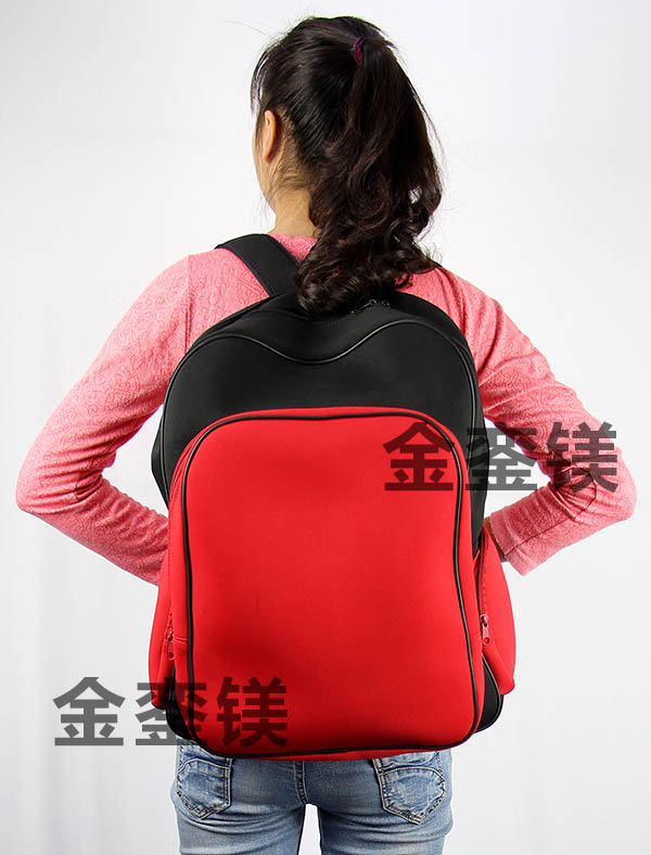 東莞金鑾鎂書包生產(chǎn)批發(fā)廠家