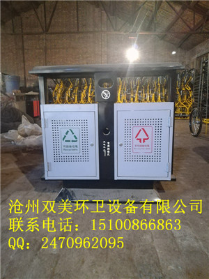河北240L環(huán)衛(wèi)垃圾桶果皮箱廠家定制 戶外分類果皮箱 手推掛車?yán)袄芭l(fā)鋼制垃圾桶鋼木垃圾桶
