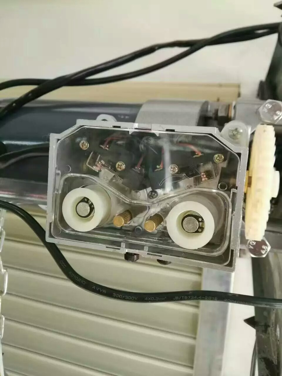 清溪電動卷閘門維修 安裝價格定做